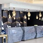 מלון Swissotel 5*
