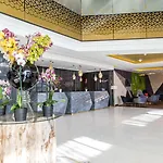 호텔 Swissotel 5*