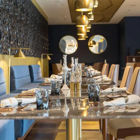 Swissotel 5*
