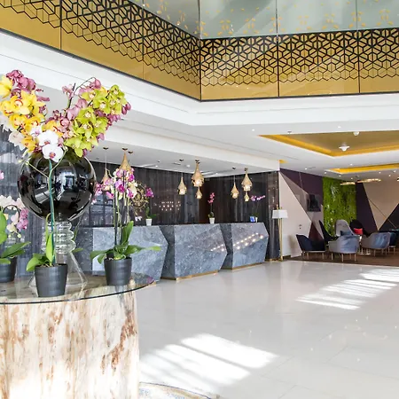 ホテル Swissotel 5*
