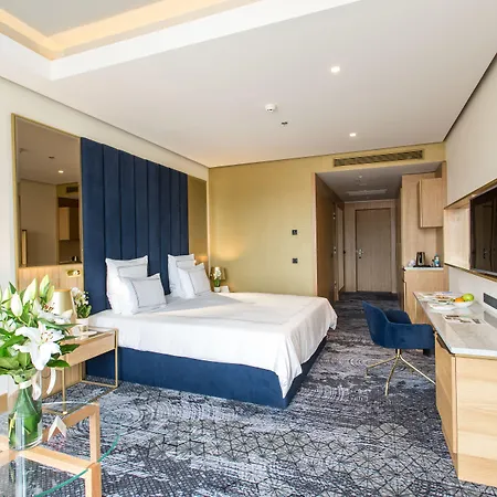 Swissotel 5*