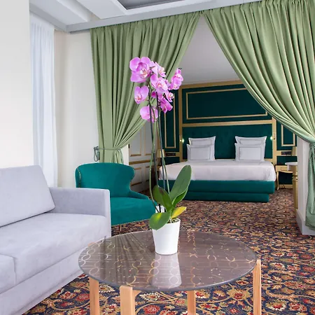 Swissotel ホテル 5*