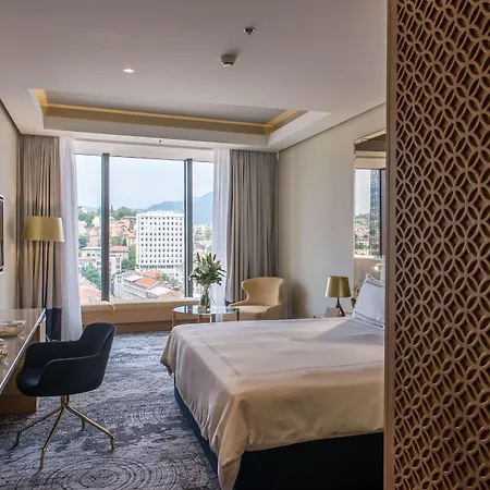 Swissotel 5*
